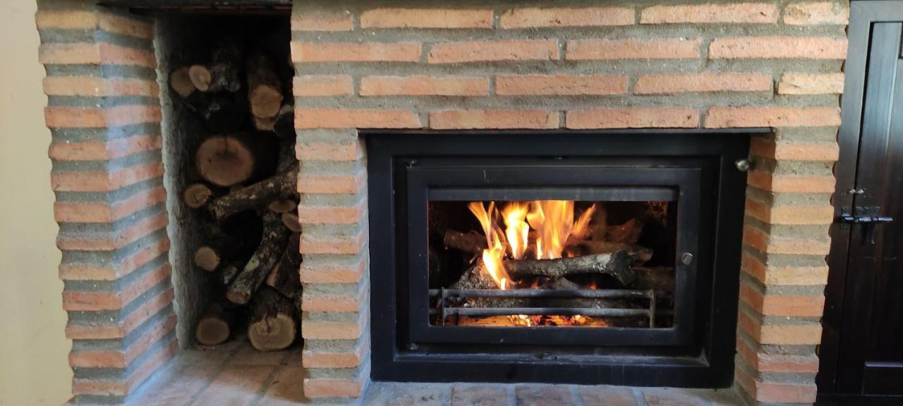 Alojamientos Rurales Los Molinos Fuentes de León Esterno foto