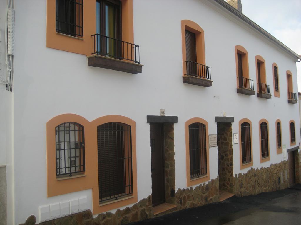 Alojamientos Rurales Los Molinos Fuentes de León Esterno foto